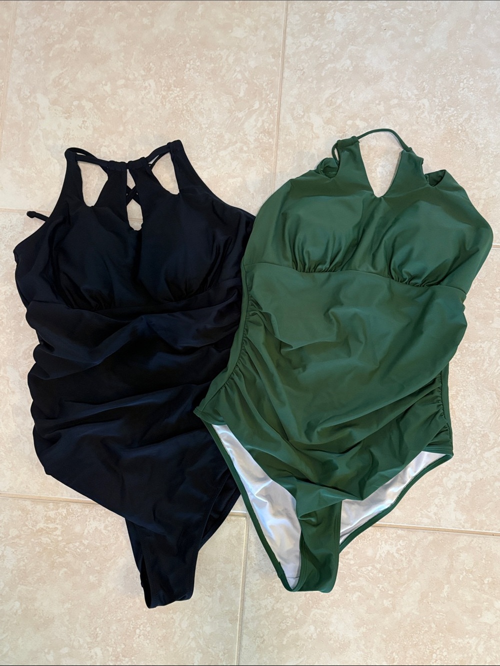 CUPSHE Set of 2 Black and Green One Piece Size M